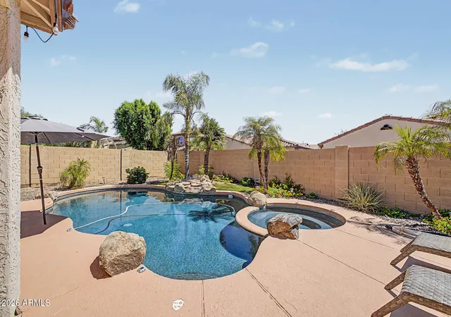 2nd image of 29752 N 69th Dr, Peoria, AZ 85383 | MLS# 7049741