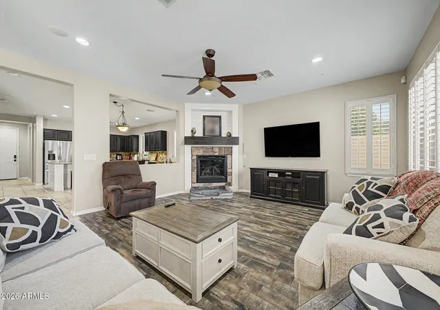 5th image of 29752 N 69Th Dr, Peoria, AZ 85383 | MLS# 7049741