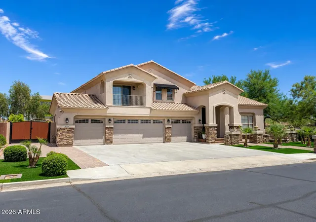Photo 3 of Single family home for sale at 26727 N 97th Lane, Peoria, AZ 85383 | MLS# 7050422 | Listing updated on 2026-09-09