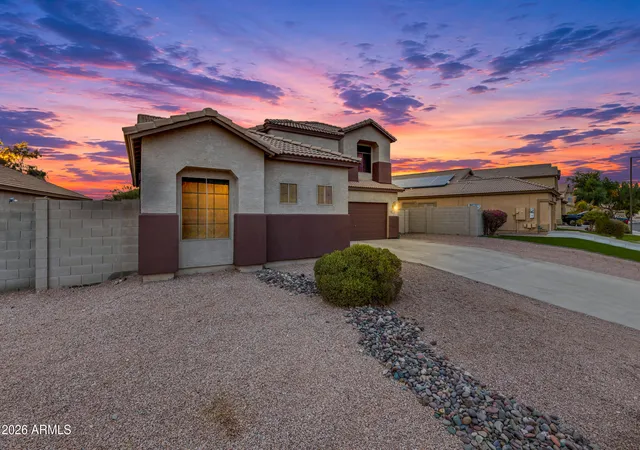 Photo 3 of Sale Pending at 1028 S 240th Drive, Buckeye, AZ 85326 | MLS# 7049934 | Listing updated on 2026-08-11