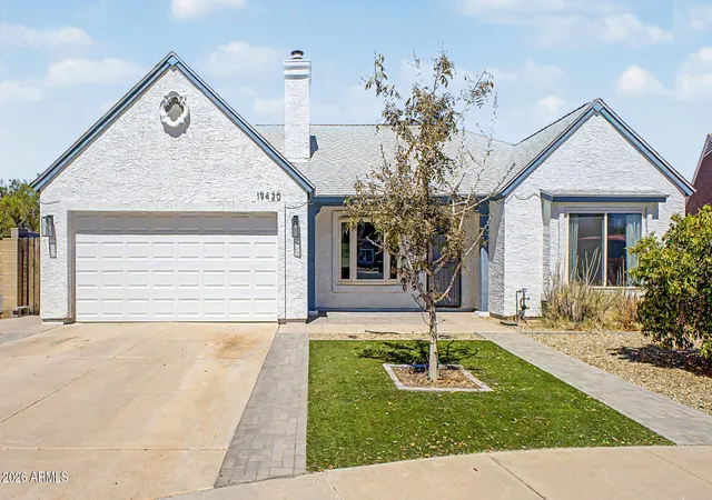 Single family home for sale at 19420 N 8th Street, Phoenix, AZ 85024 | MLS# 7049800