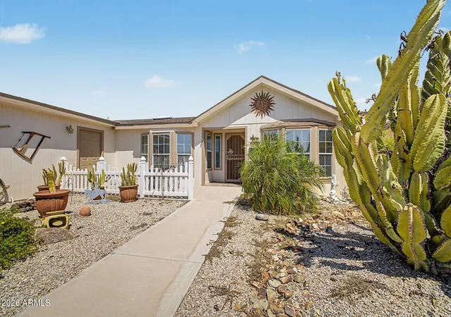 Photo 4 of Manufactured home for sale at 8840 E Sunland Ave #119, Mesa, AZ 85208 | MLS# 7049775 | Listing updated on 2026-08-21