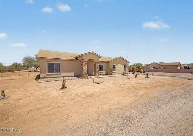 Photo 2 of Sale Pending at 10296 E Prairie Hawk Ln, San Tan Valley, AZ 85143 | MLS# 7050249 | Listing updated on 2026-10-04
