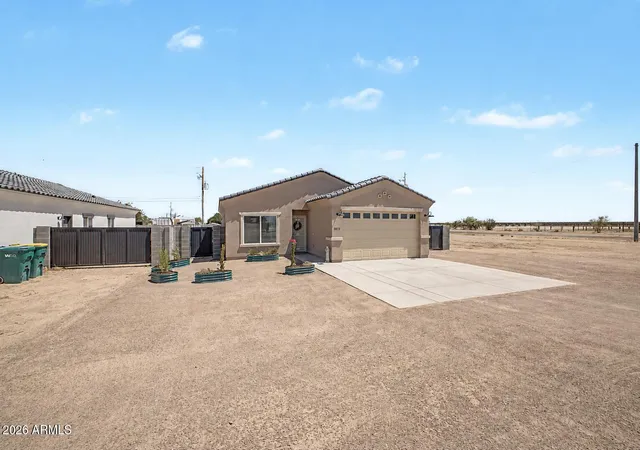 Homes for sale in Eloy, AZ | 3010 W Colusa Dr, Eloy, AZ 85131 | MLS# 7051265