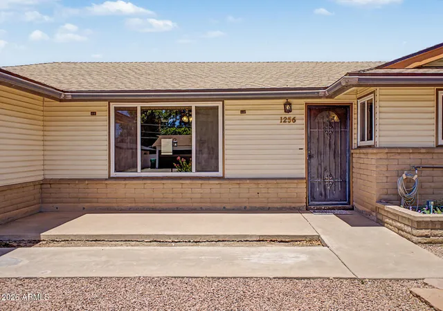 Photo 4 of Single family home for sale at 1256 W Devonshire St, Mesa, AZ 85201 | MLS# 7049923 | Listing updated on 2026-09-18