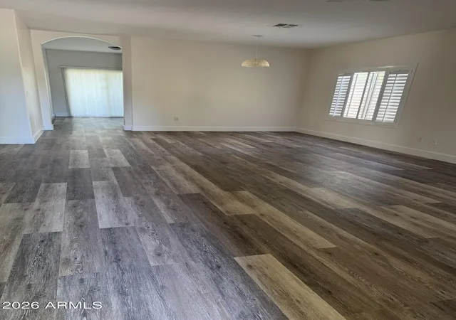 5th image of 2584 E Del Rio Ct, Gilbert, AZ 85295 | MLS# 7049796