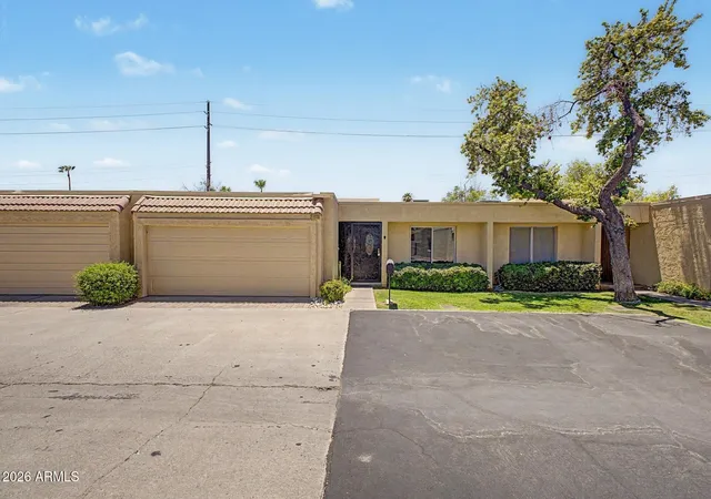 2nd image of 2111 W Claremont St, Phoenix, AZ 85015 | MLS# 7049810