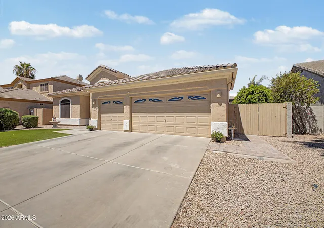 Homes for sale in Chandler, AZ | 540 N Mammoth Wy, Chandler, AZ 85225 | MLS# 7050338