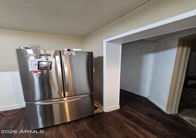 Photo 3 of Single family home for sale at 5612 W Wilshire Dr, Phoenix, AZ 85035 | MLS# 7050286 | Listing updated on 2026-08-22