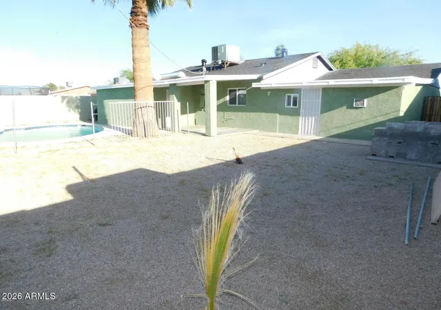 Photo 4 of Single family home for sale at 5612 W Wilshire Dr, Phoenix, AZ 85035 | MLS# 7050286 | Listing updated on 2026-08-22