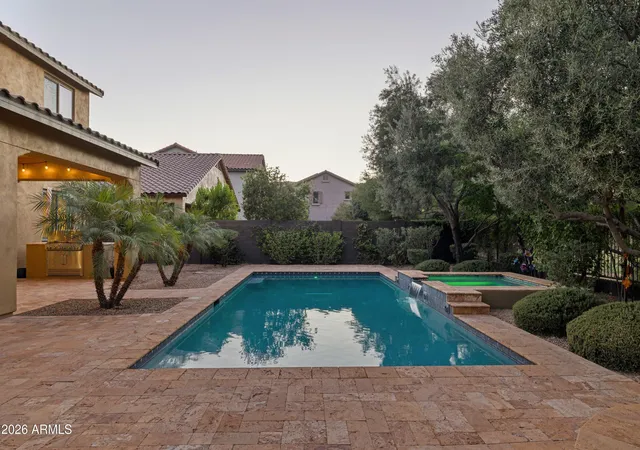 Photo 3 of Single family home for sale at 3722 E Zachary Dr, Phoenix, AZ 85050 | MLS# 7050014 | Listing updated on 2026-09-20