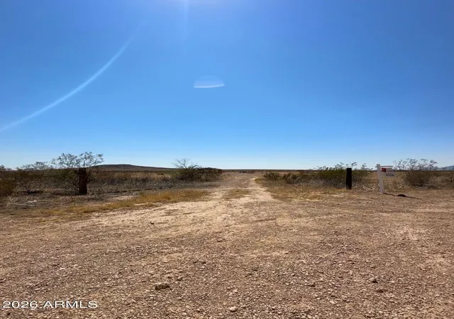 Photo 1 of Land for sale at 0 W Hazen Rd, Arlington, AZ 85322 | MLS# 7050018 | Listing updated on 2026-07-21