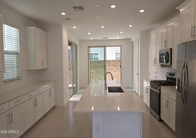 4th image of 1160 E Marlin Dr, Chandler, AZ 85286 | MLS# 7049996