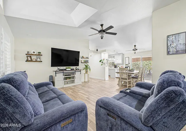 Photo 4 of Manufactured home for sale at 11121 W Hidalgo Ave, Tolleson, AZ 85353 | MLS# 7051024 | Listing updated on 2026-10-08