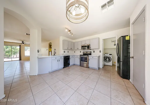 Photo 2 of Single family home for sale at 1098 E Nardini St, San Tan Valley, AZ 85140 | MLS# 7050649 | Listing updated on 2026-10-09