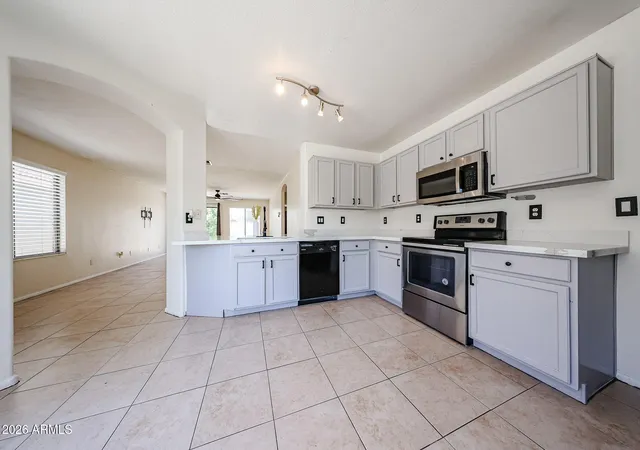 Photo 3 of Single family home for sale at 1098 E Nardini St, San Tan Valley, AZ 85140 | MLS# 7050649 | Listing updated on 2026-10-09