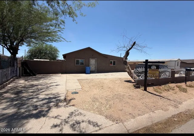 Photo 1 of Single family home for sale at 1709 E Encinas Ln, Phoenix, AZ 85040 | MLS# 7050123 | Listing updated on 2026-09-13