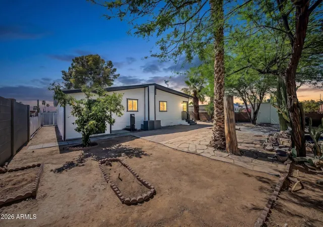 Photo 2 of Manufactured home for sale at 901 S 91st Place, Mesa, AZ 85208 | MLS# 7050997 | Listing updated on 2026-09-03