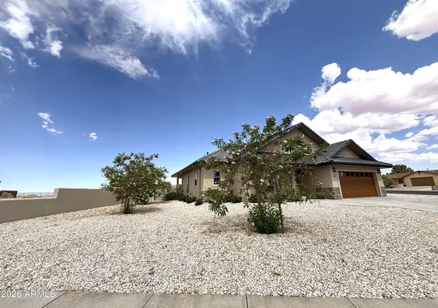 32nd image of 1757 Lone Rock Ct, Page, AZ 86040 | MLS# 7051270