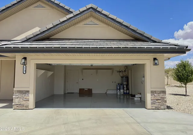 Photo 3 of Single family home for sale at 1757 Lone Rock Ct, Page, AZ 86040 | MLS# 7051270 | Listing updated on 2026-09-13