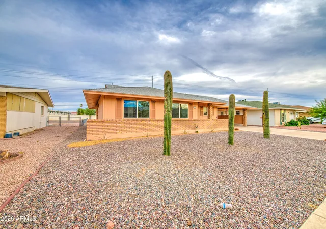 4th image of 10355 W Caron Dr, Sun City, AZ 85351 | MLS# 7050727
