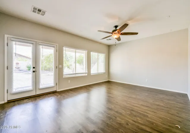 Photo 3 of Single family home for sale at 1186 E Country Xing Way, San Tan Valley, AZ 85143 | MLS# 7050289 | Listing updated on 2026-10-12