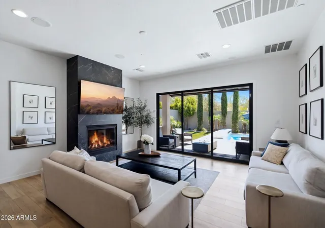 2nd image of 10019 E Hillside Dr E, Scottsdale, AZ 85255 | MLS# 7051198