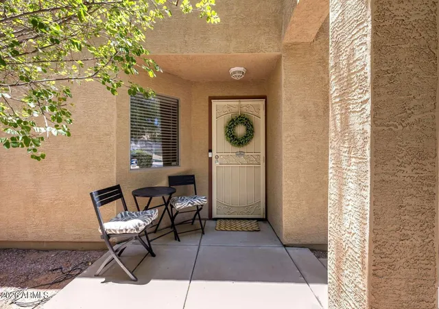 Photo 4 of Single family home for sale at 1371 E Jasper Dr, Gilbert, AZ 85296 | MLS# 7050381 | Listing updated on 2026-07-16