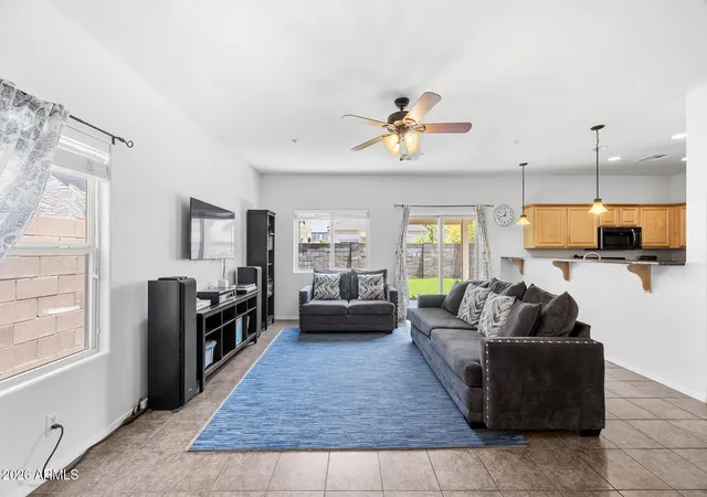 3rd image of 12961 N 88Th Ln, Peoria, AZ 85381 | MLS# 7051889