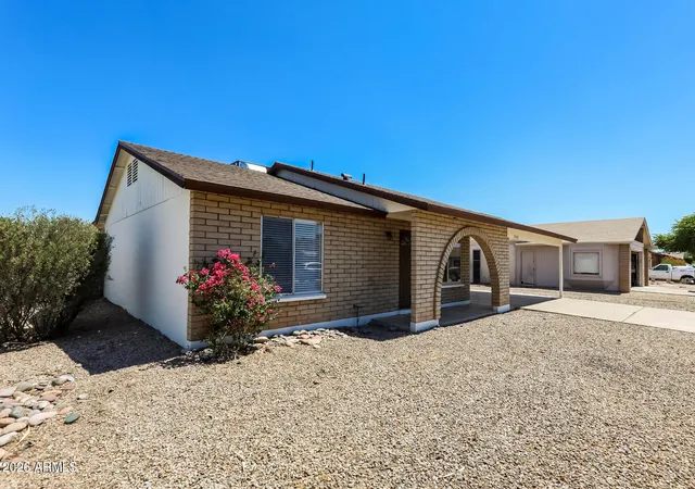 Photo 3 of Single family home for sale at 3808 W Villa Rita Dr, Glendale, AZ 85308 | MLS# 7051842 | Listing updated on 2026-10-09