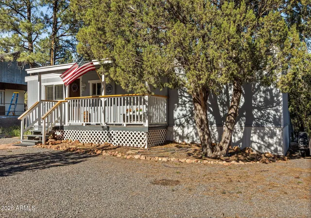 Homes for sale in Overgaard, AZ | 3491 Deer Track Trl, Overgaard, AZ 85933 | MLS# 7050523