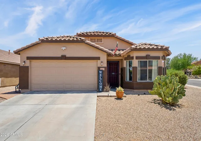 Homes for sale in San Tan Valley, AZ | 3243 W Allens Peak Dr, San Tan Valley, AZ 85144 | MLS# 7050666