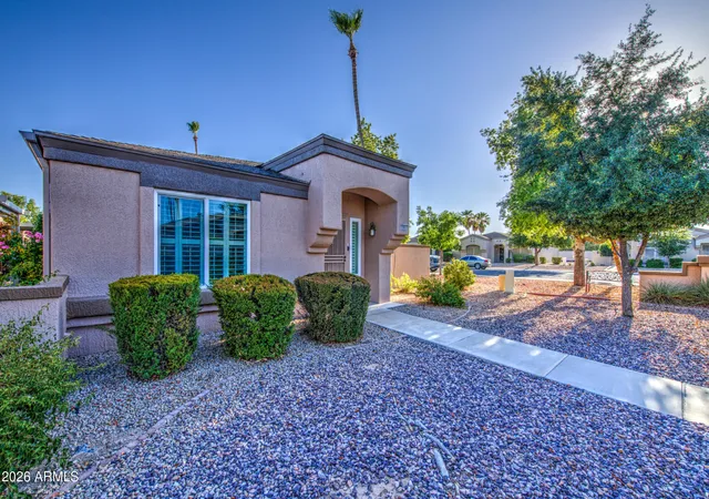 Homes for sale in Sun City West, AZ | 19931 N Greenview Dr, Sun City West, AZ 85375 | MLS# 7051001