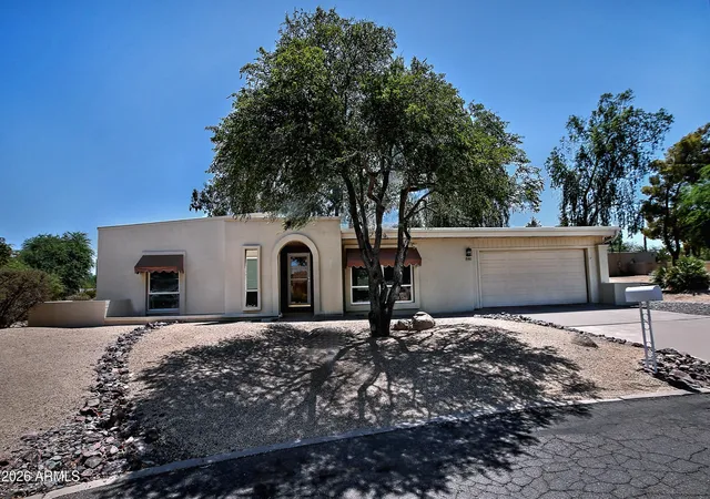 Photo 2 of Single family home for sale at 846 E Village Cir Dr N, Phoenix, AZ 85022 | MLS# 7051633 | Listing updated on 2026-08-14