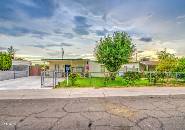 Photo 2 of Sale Pending at 7226 N 26th Drive, Phoenix, AZ 85051 | MLS# 7054221 | Listing updated on 2026-09-06