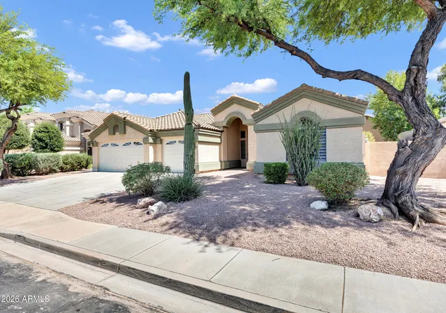 Photo 3 of Sale Pending at 1387 E Dublin St, Gilbert, AZ 85295 | MLS# 7051945 | Listing updated on 2026-08-27