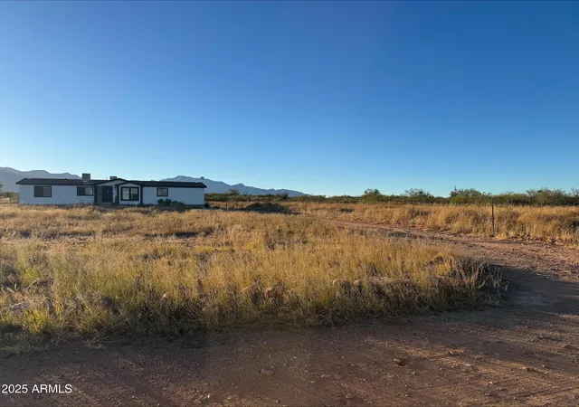 2nd image of 6501 E Madera Dr, Sierra Vista, AZ 85650 | MLS# 7050711