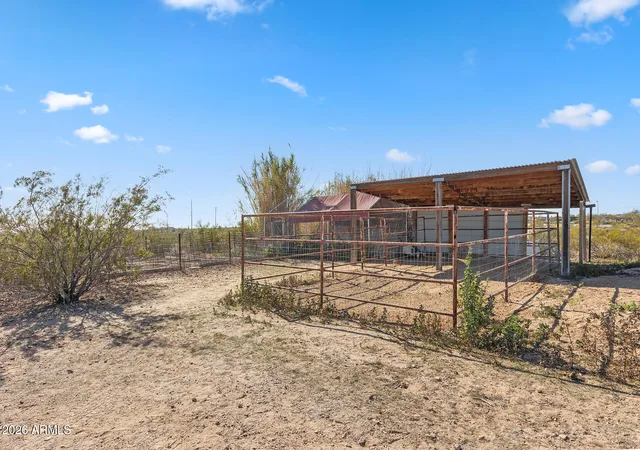 Homes for sale in Tonopah, AZ | 33514 W Indian School Rd, Tonopah, AZ 85354 | MLS# 7051868