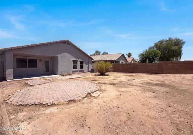 Photo 4 of Single family home for sale at 1321 W Matthews Dr, San Tan Valley, AZ 85143 | MLS# 7050820 | Listing updated on 2026-09-28