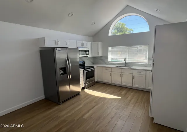 Photo 3 of Townhouse for sale at 444 S Delaware St, Chandler, AZ 85225 | MLS# 7050888 | Listing updated on 2026-10-02