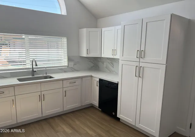 Photo 4 of Townhouse for sale at 444 S Delaware St, Chandler, AZ 85225 | MLS# 7050888 | Listing updated on 2026-10-02