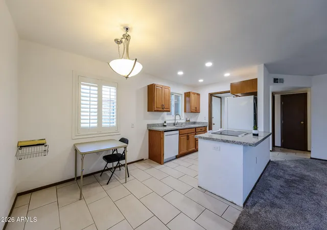 5th image of 13232 N 98Th Ave, Sun, AZ 85351