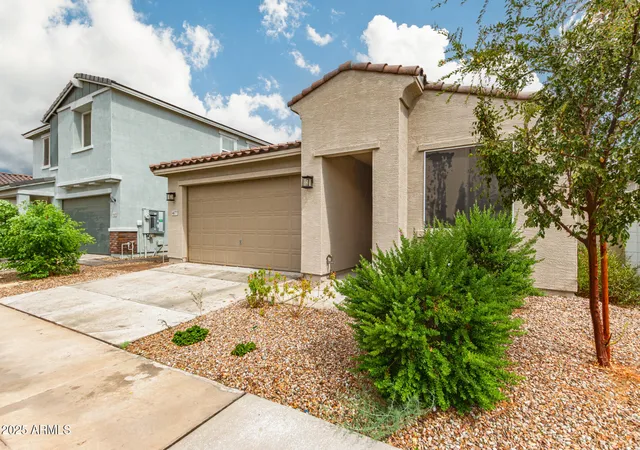 Photo 4 of Single family home for sale at 4677 S Siphon Draw Rd, Apache Junction, AZ 85119 | MLS# 7050846 | Listing updated on 2026-09-09