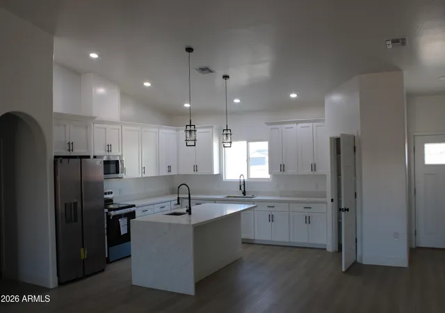 Homes for sale in Tonopah, AZ | 35621 W Weir Rd, Tonopah, AZ 85354 | MLS# 7050892