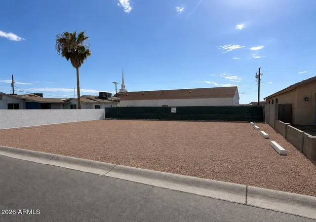 2nd image of 4320 S 20th Pl #9, Phoenix, AZ 85016 | MLS# 7050959