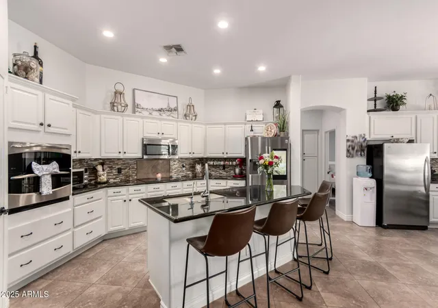 Photo 3 of Single family home for sale at 4706 E Des Moines St, Mesa, AZ 85205 | MLS# 7053172 | Listing updated on 2026-08-27