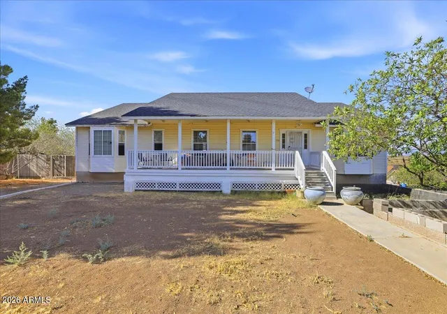 Photo 3 of Single family home for sale at 17708 E Bluejay Dr, Mayer, AZ 86333 | MLS# 7059022 | Listing updated on 2026-09-11