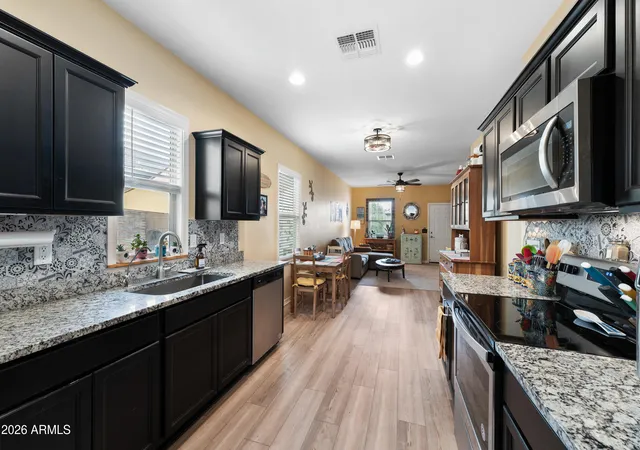 Photo 4 of Single family home for sale at 2399 E San Miguel Dr, Casa Grande, AZ 85194 | MLS# 7051005 | Listing updated on 2026-10-07