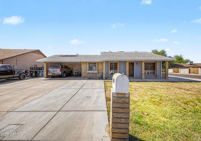 Photo 1 of Sale Pending at 7720 W Earll Dr, Phoenix, AZ 85033 | MLS# 7051088 | Listing updated on 2026-09-03
