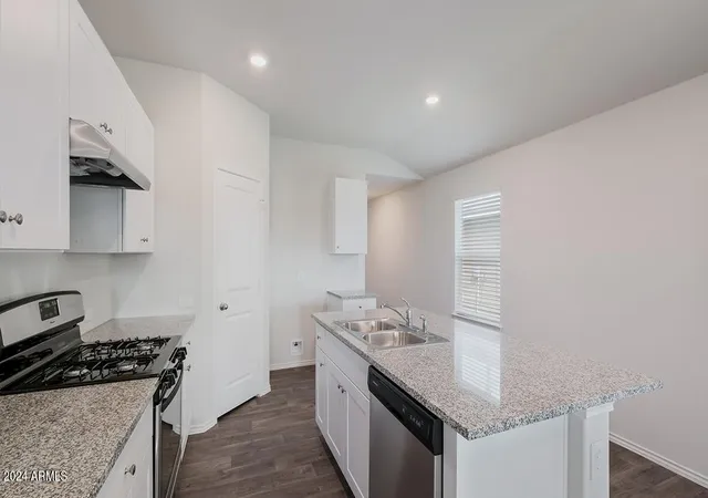 Photo 4 of Sale Pending at 2663 W Simone Ave, Apache Junction, AZ 85120 | MLS# 7051030 | Listing updated on 2026-08-19